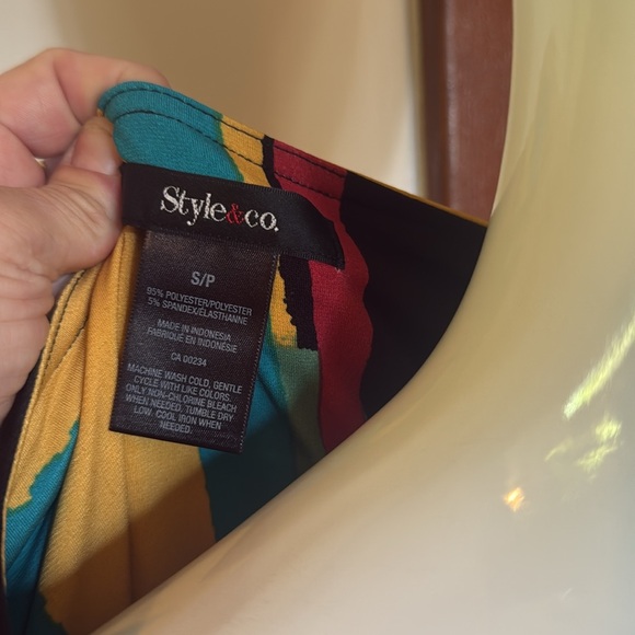 NWT Style&Co size small Colorful Geometric Women's Dress - Picture 6 of 6